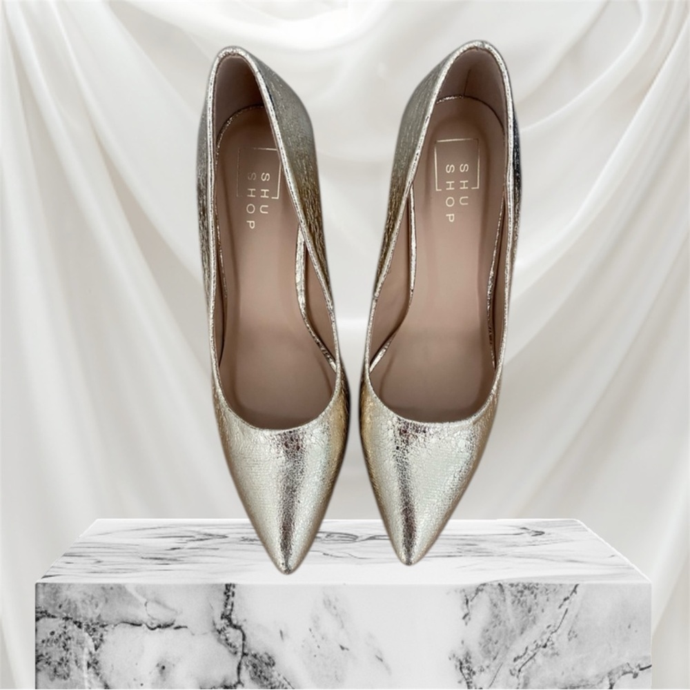 Vici Leonor ShuShop Industry Metallic Gold Pump Heels NWT - Picture 3 of 5